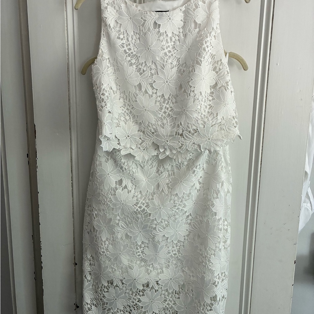 Lulu’s two piece white floral lace dress.